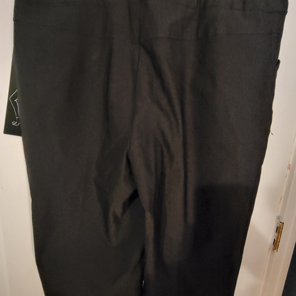 TRIBAL black spandex athletic shorts Size 2 NWT - Picture 2 of 8